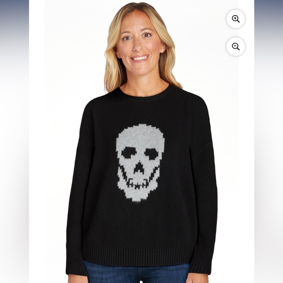No Boundaries Black skull 💀 Sweater with Icons  for Women & Ladies - Picture 14 of 16